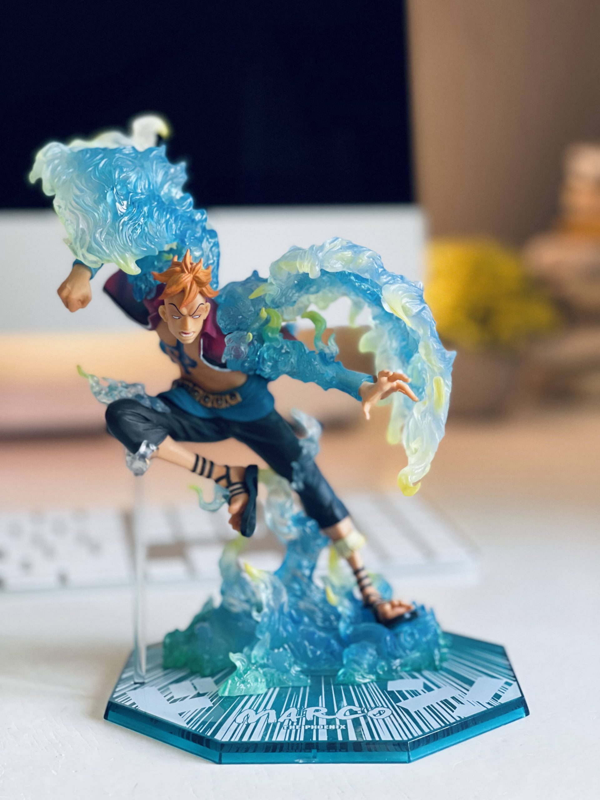 One Piece Statue Marco Phoenix